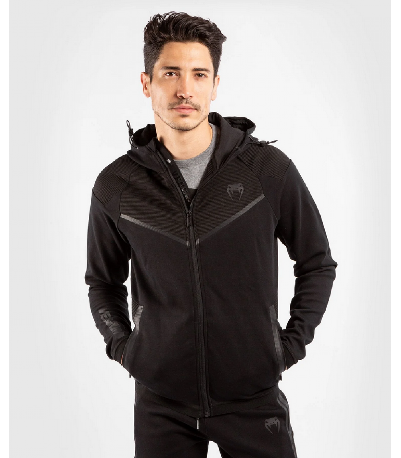 Суитшърт - Venum Laser Evo 2.0 Hoodie - Black/Black ​